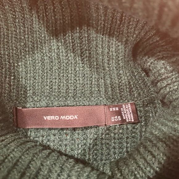 VERO MODA Sayla Cowl Neck Tunic Sweater - Picture 4 of 5